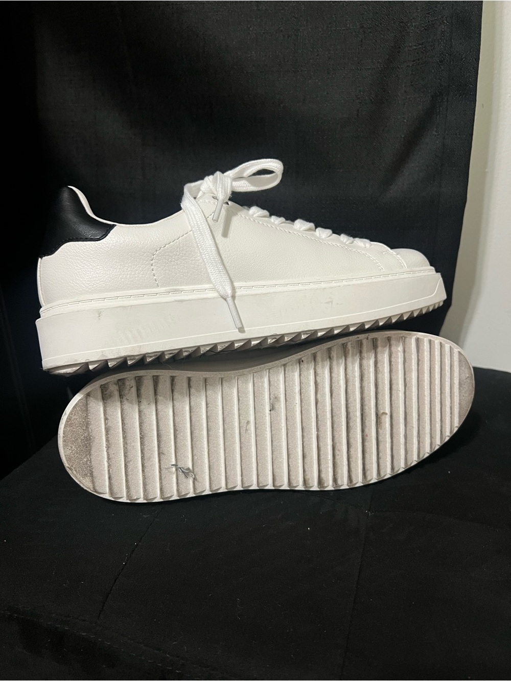 Steve Madden Women’s White Platform Sneaker with Black Heel Accent - Picture 5 of 5